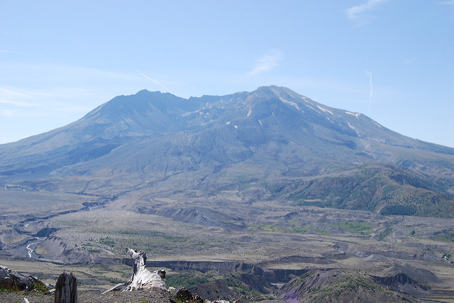Trip, Day 1: Mount St. Helens and the International Rose Test Garden
